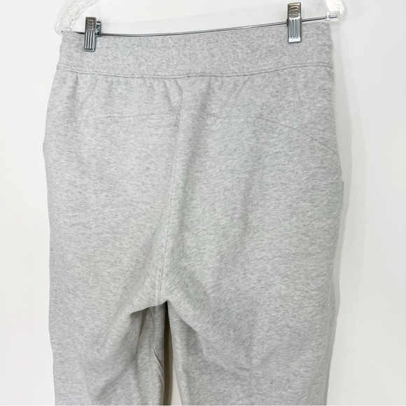 Lululemon Scuba High Rise Relaxed Jogger Heathered Core Ultra Light Grey - Picture 8 of 11